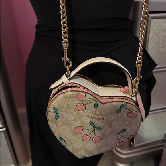 Coach Heart-Shaped Bag with Pink Cherry Design - Picture 2 of 9